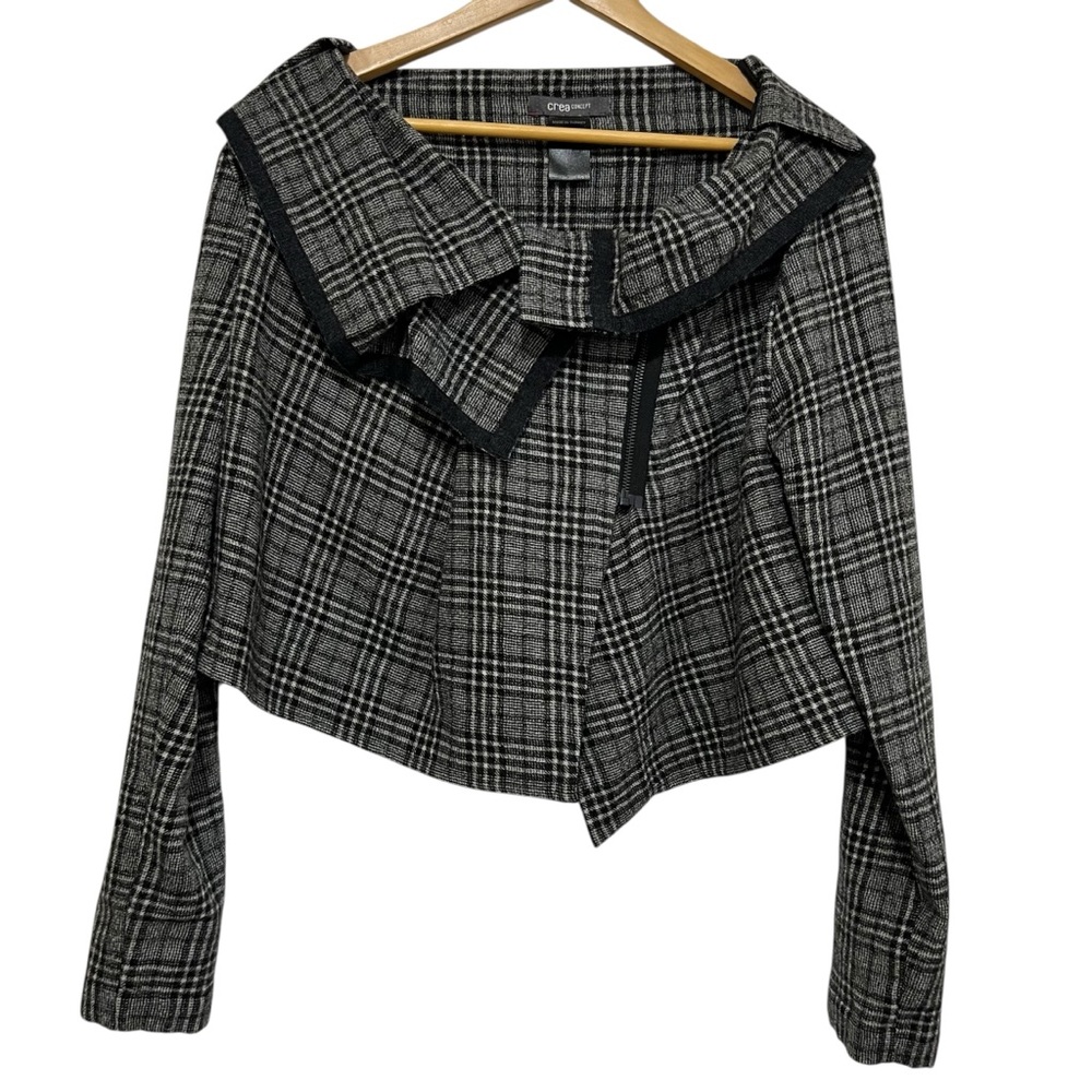 Crea Concept Gray Plaid Wool Cropped Jacket Asymmetrical Long Sleeve Sz 38 US M